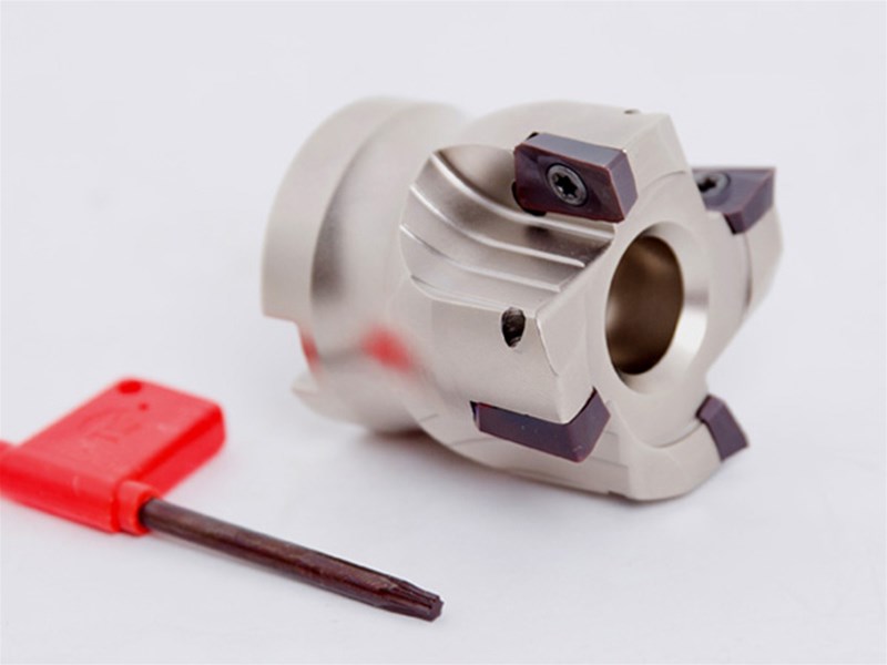 銑刀盤生產廠家洽談銑刀盤對技能有什么要求？